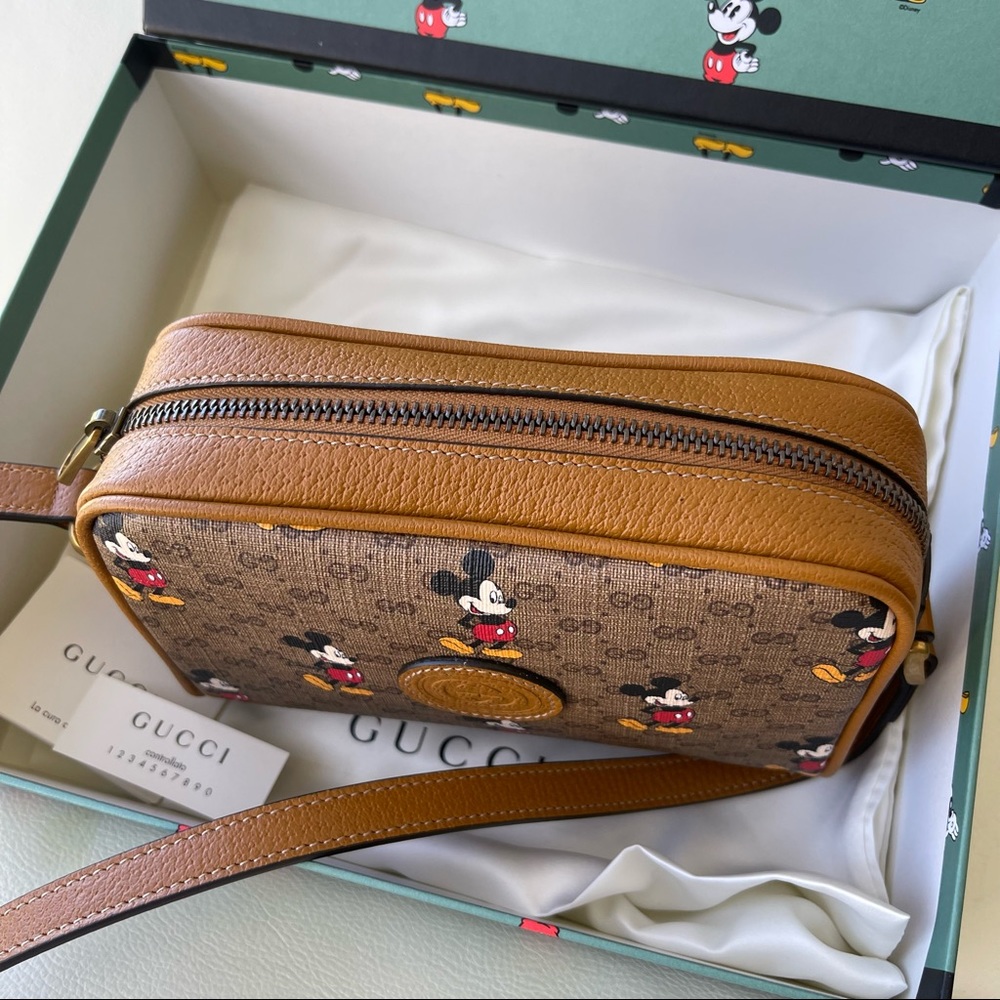 NEW Disney x Gucci Monogram Mickey Canvas Crossbody Shoulder Handbag  Brown Bag - Picture 4 of 11